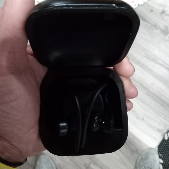 Used power beats